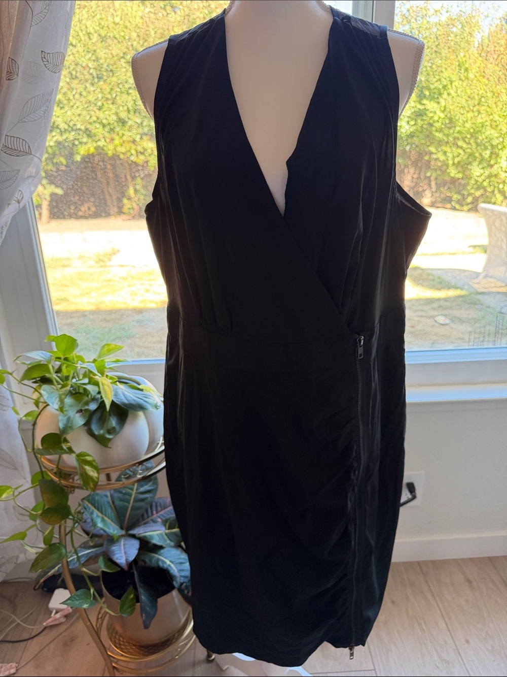 Forever 21 Black Sleeveless Wrap-Front Midi Dress